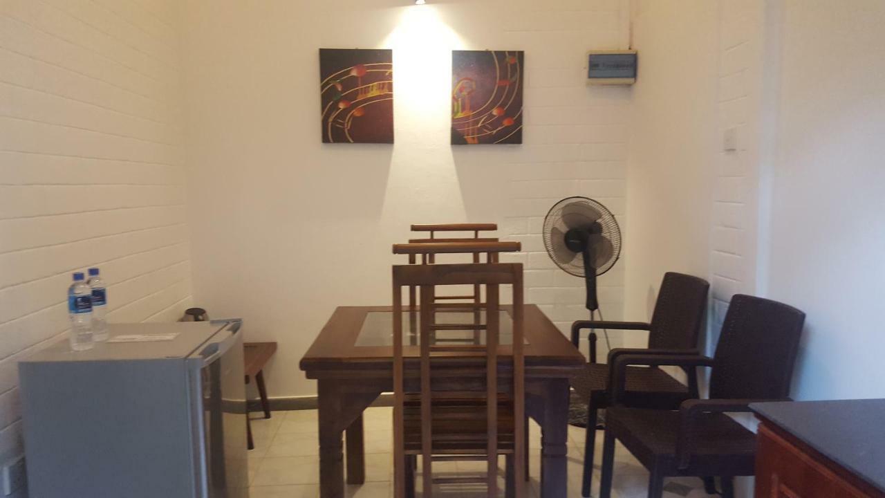 וואדואה Mihilaka Holiday Homes חדר תמונה